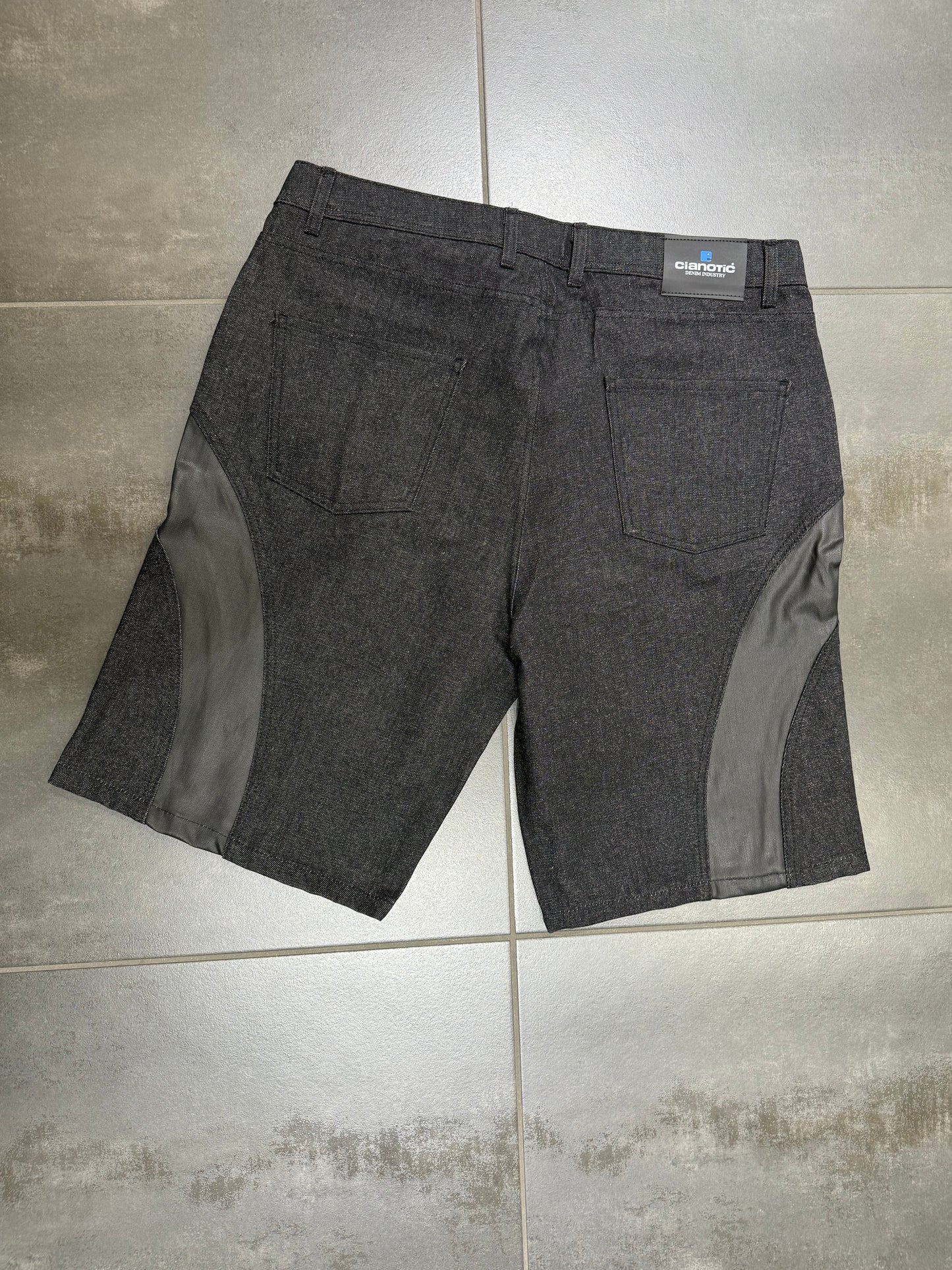 OUTFIT TAGLIA MAX 1